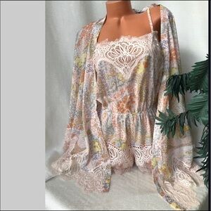 NWT Victoria‘s Secret dream angel floral kimono XS